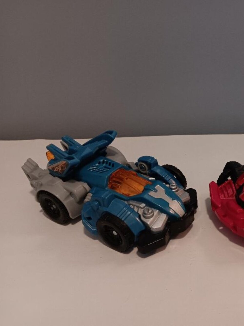 2 VTech 2020 Transforming Light & Sounds Cars TRex Triceratops